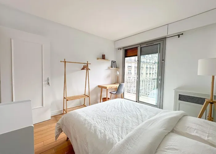 Flexliving - - Ternes Holiday home *